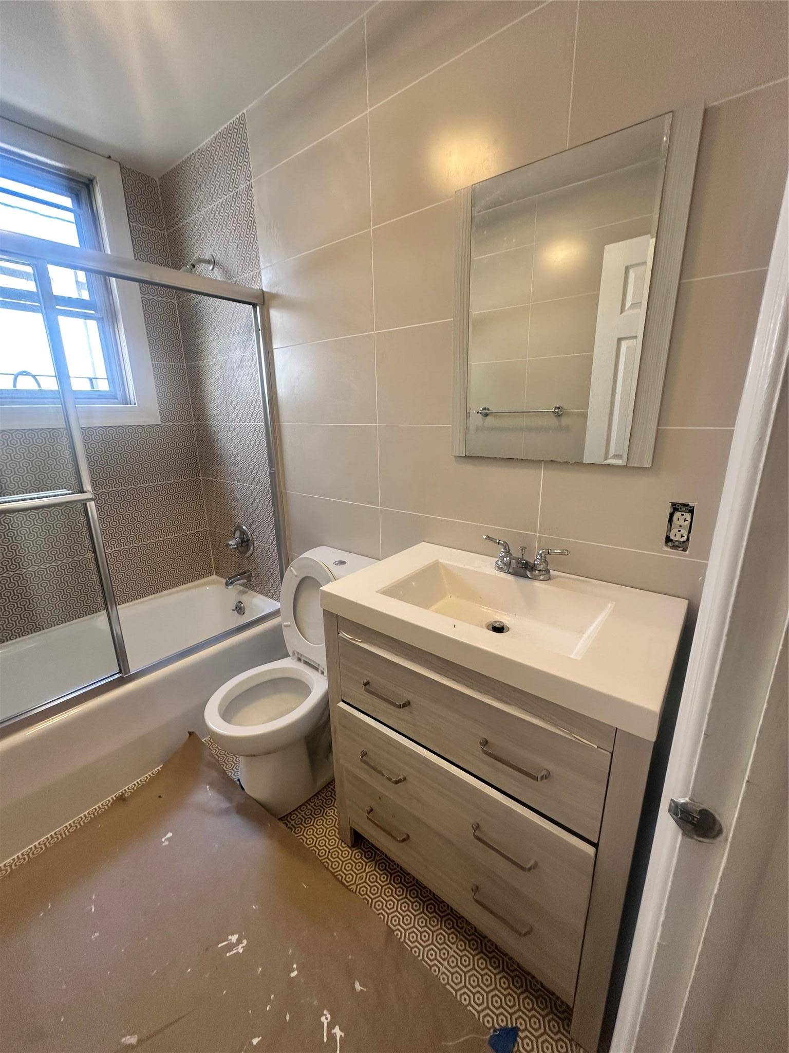 Yonkers, NY 10704,2 Kimball TER