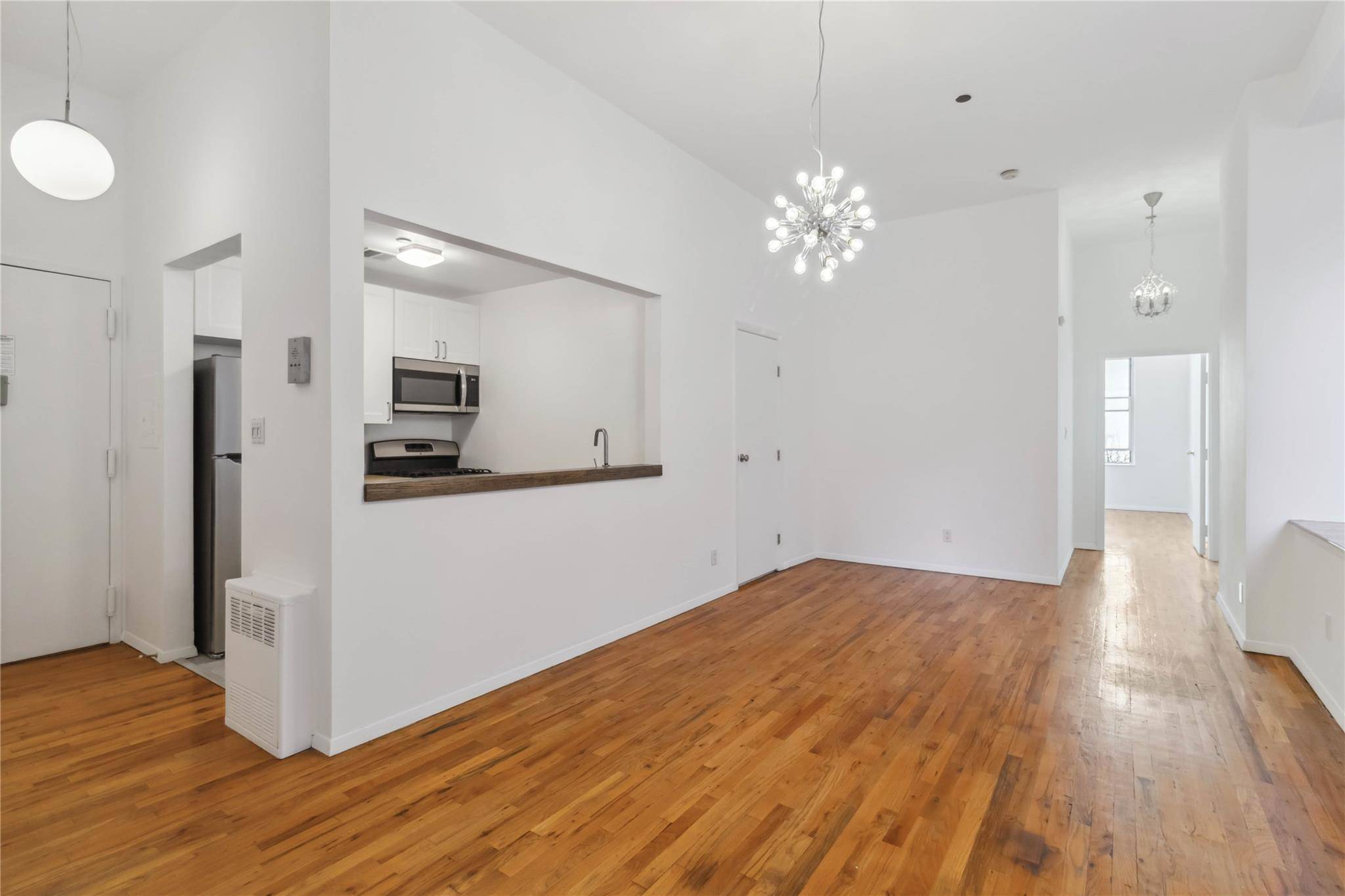Woodside, NY 11377,61-20 Woodside Avenue #2U