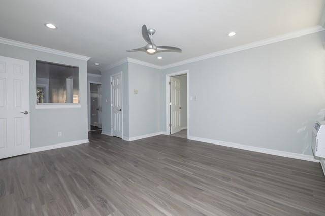 Centereach, NY 11720,54 Horseblock RD #54-5a