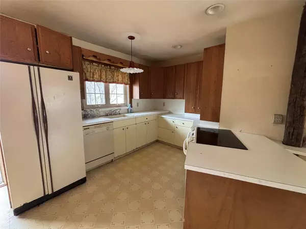 Middletown, NY 10940,2189 Mt Hope RD