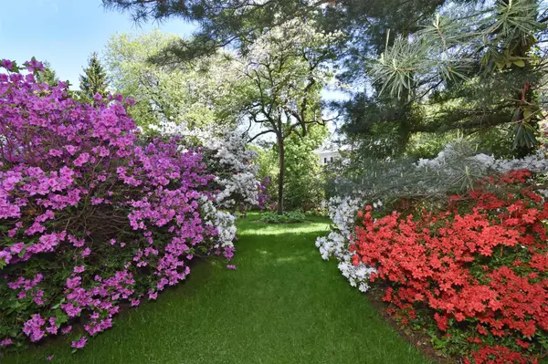 Pelham, NY 10803,1028 Esplanade