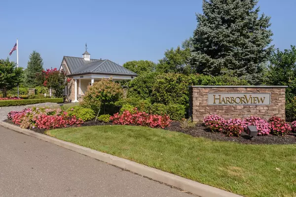 258 Harbor View DR,  Port Washington,  NY 11050