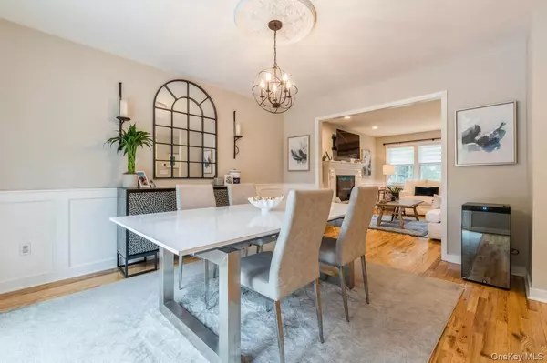 Hampton Bays, NY 11946,1 Re CT