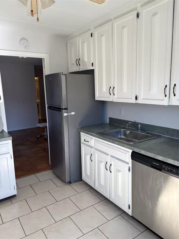 New Rochelle, NY 10805,666 Pelham RD #6H