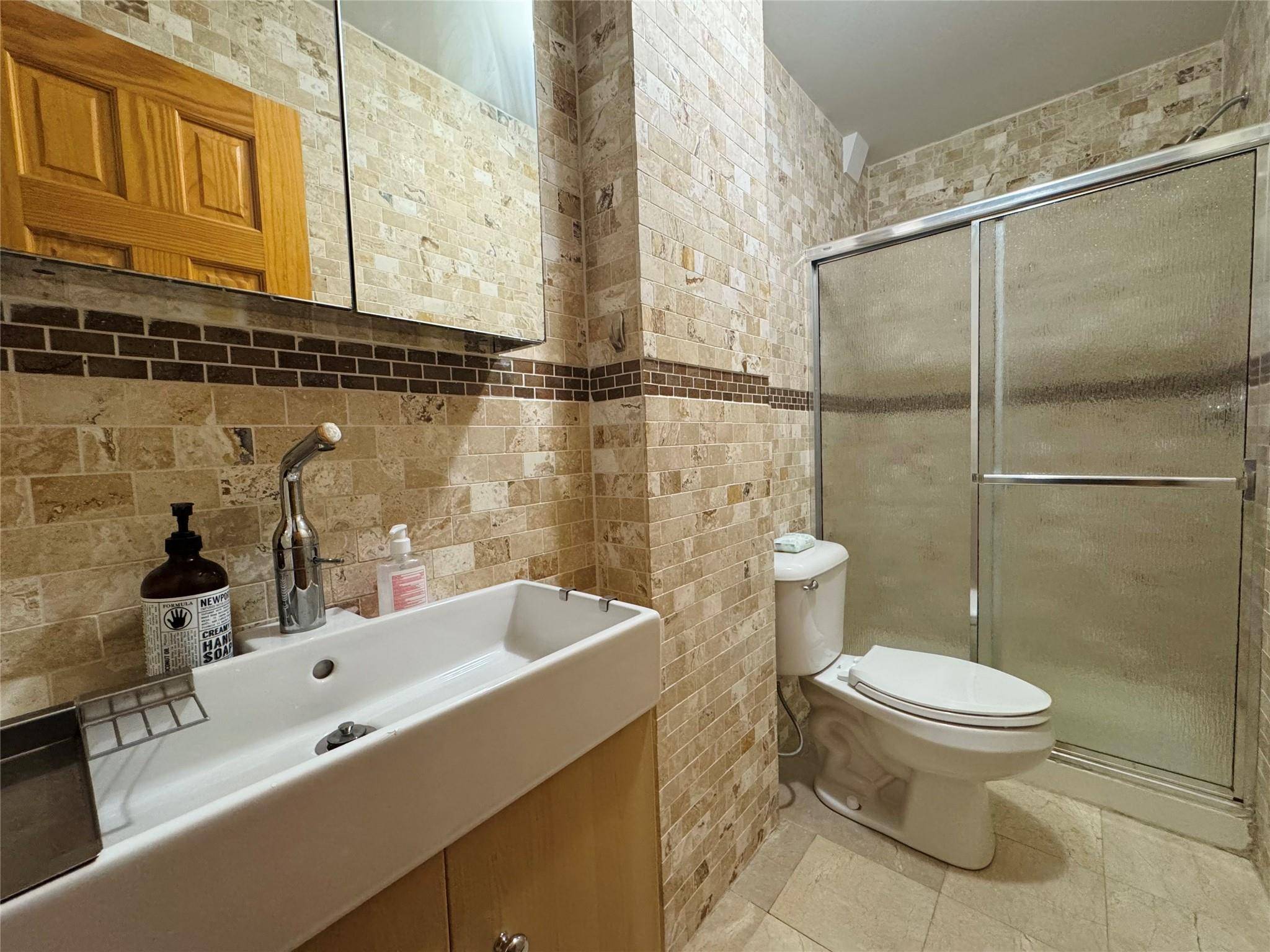 Bellerose, NY 11427,86-45 Range ST #1