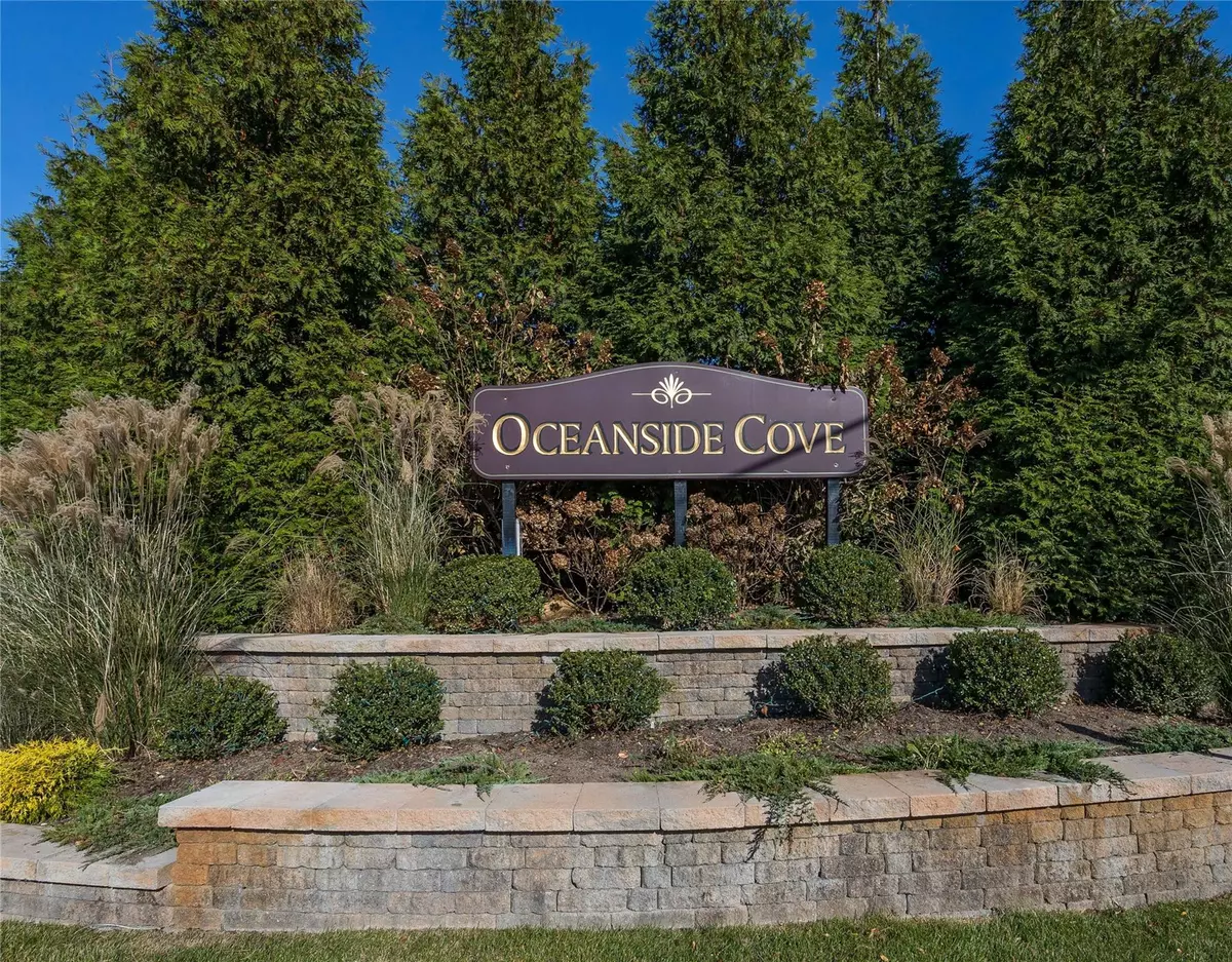 Oceanside, NY 11572,100 Daly BLVD #509