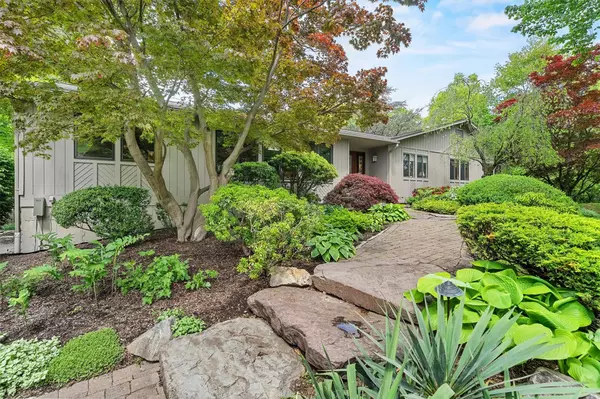 2 Settlers CT,  New City,  NY 10956
