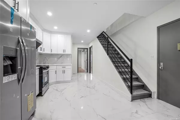 Flushing, NY 11354,140-03 32 AVE