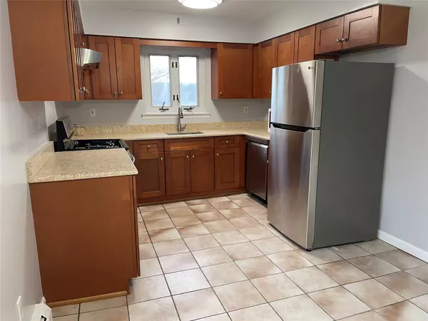 Mount Vernon, NY 10552,146 Primrose AVE
