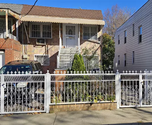 927 E 227th ST, Bronx, NY 10466