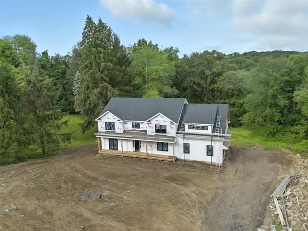 Katonah, NY 10536,27 Sun Hill RD