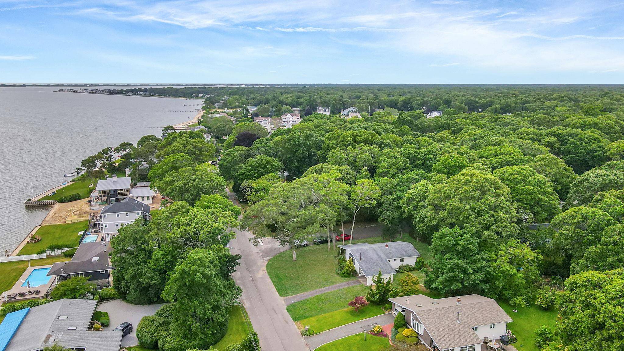 Hampton Bays, NY 11946,22 Romana DR