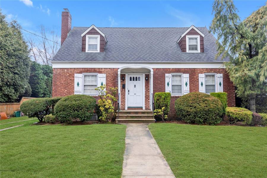 66 Denton AVE, East Rockaway, NY 11518