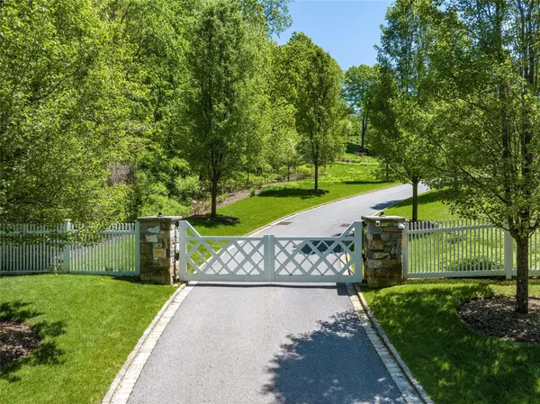 Bedford Corners, NY 10549,402 Sarles ST