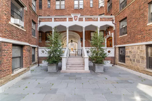 Bronxville, NY 10708,31 Pondfield RD #63