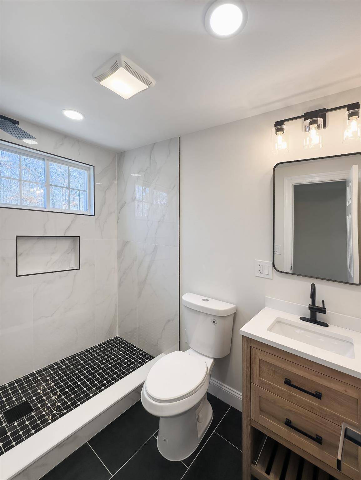 Ronkonkoma, NY 11779,36 Arbutus CT