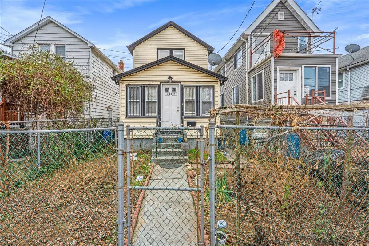 Jamaica, NY 11433,16434 109th DR