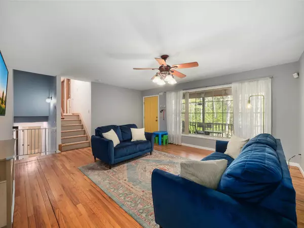 Glen Spey, NY 12737,565 Decker RD