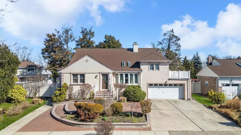 1040 Rosedale RD, Valley Stream, NY 11581