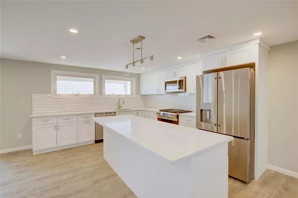 Long Beach, NY 11561,46 Kentucky ST #1
