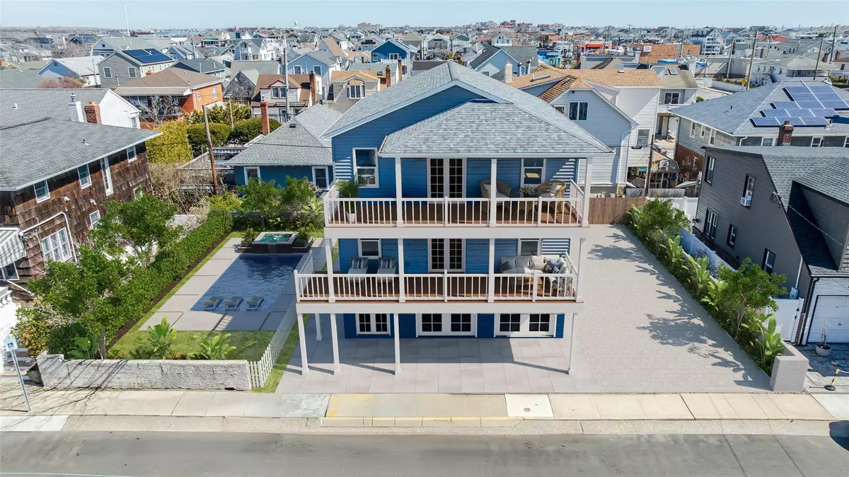 Long Beach, NY 11561,62 Rochester AVE