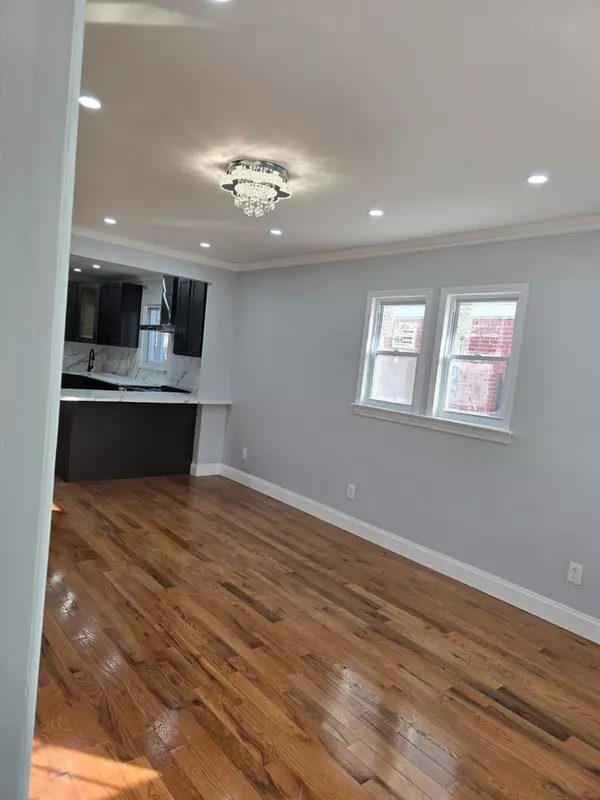 Cambria Heights, NY 11411,11841 225th ST