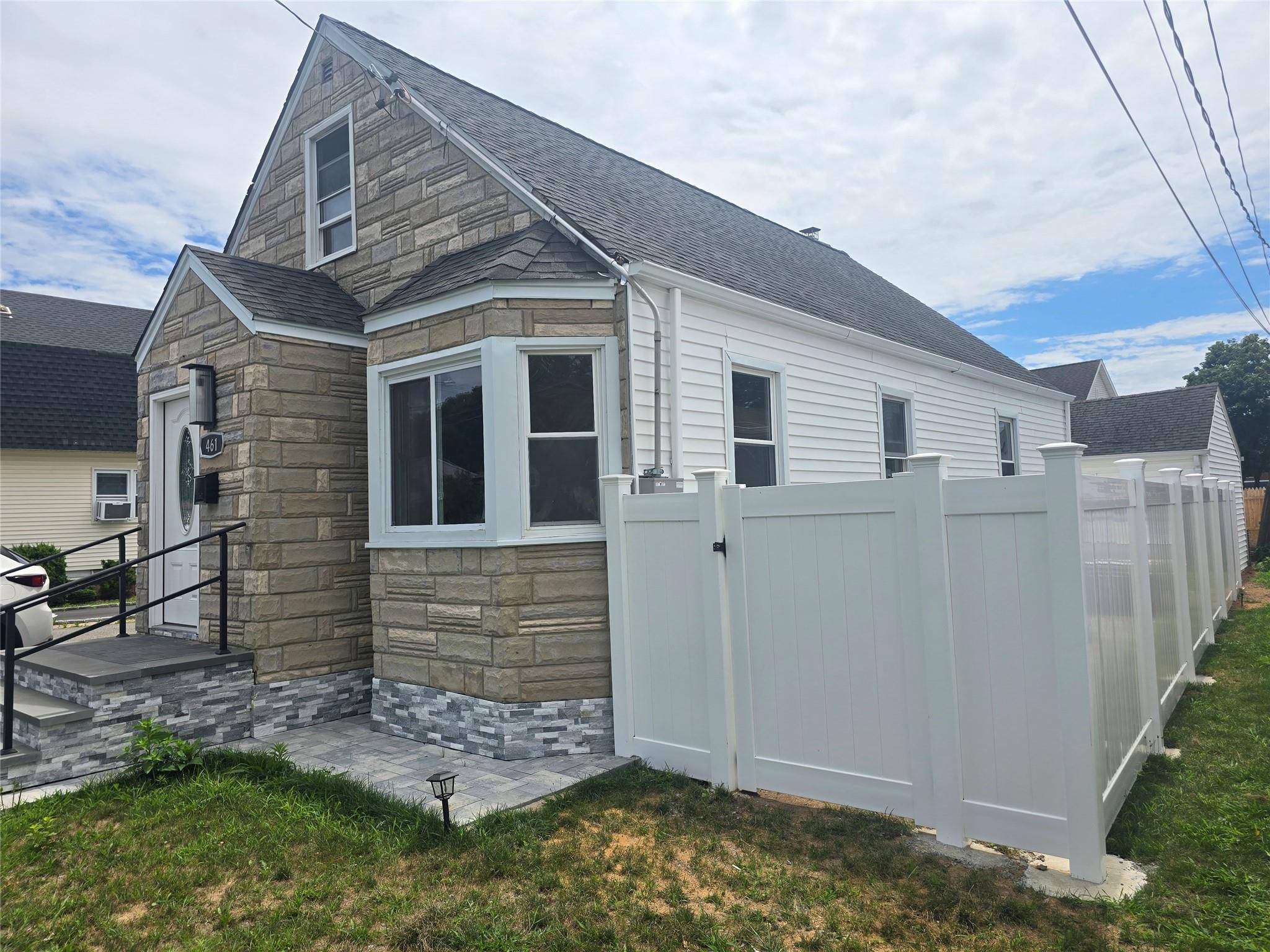 461 Pinebrook AVE, West Hempstead, NY 11552