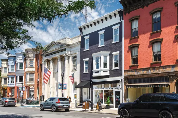 522 Warren ST, Hudson, NY 12534