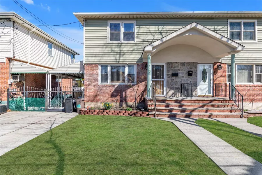 257-25 149th AVE, Rosedale, NY 11422