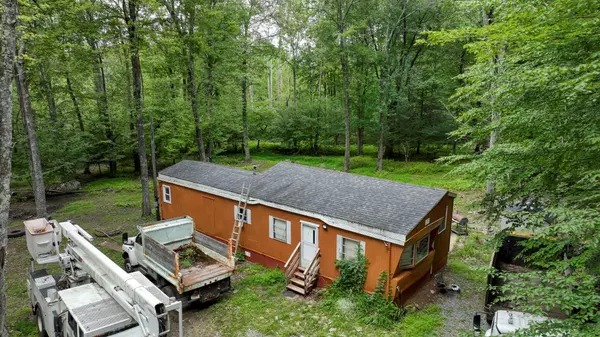 Greenfield Park, NY 12435,181 Oakridge RD