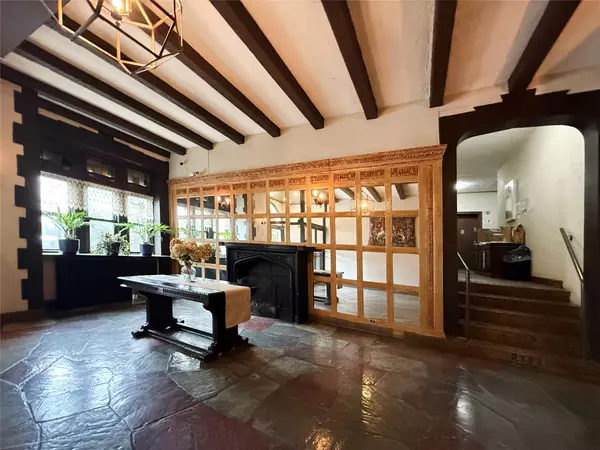 Brooklyn, NY 11209,185 Marine AVE #2C