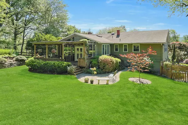 611 Gateway AVE, Valley Cottage, NY 10989