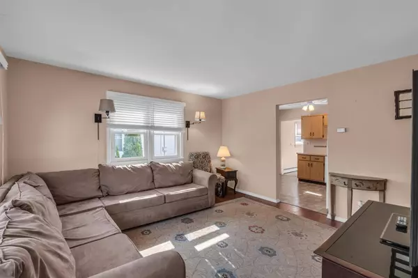 Shirley, NY 11967,26A Linden
