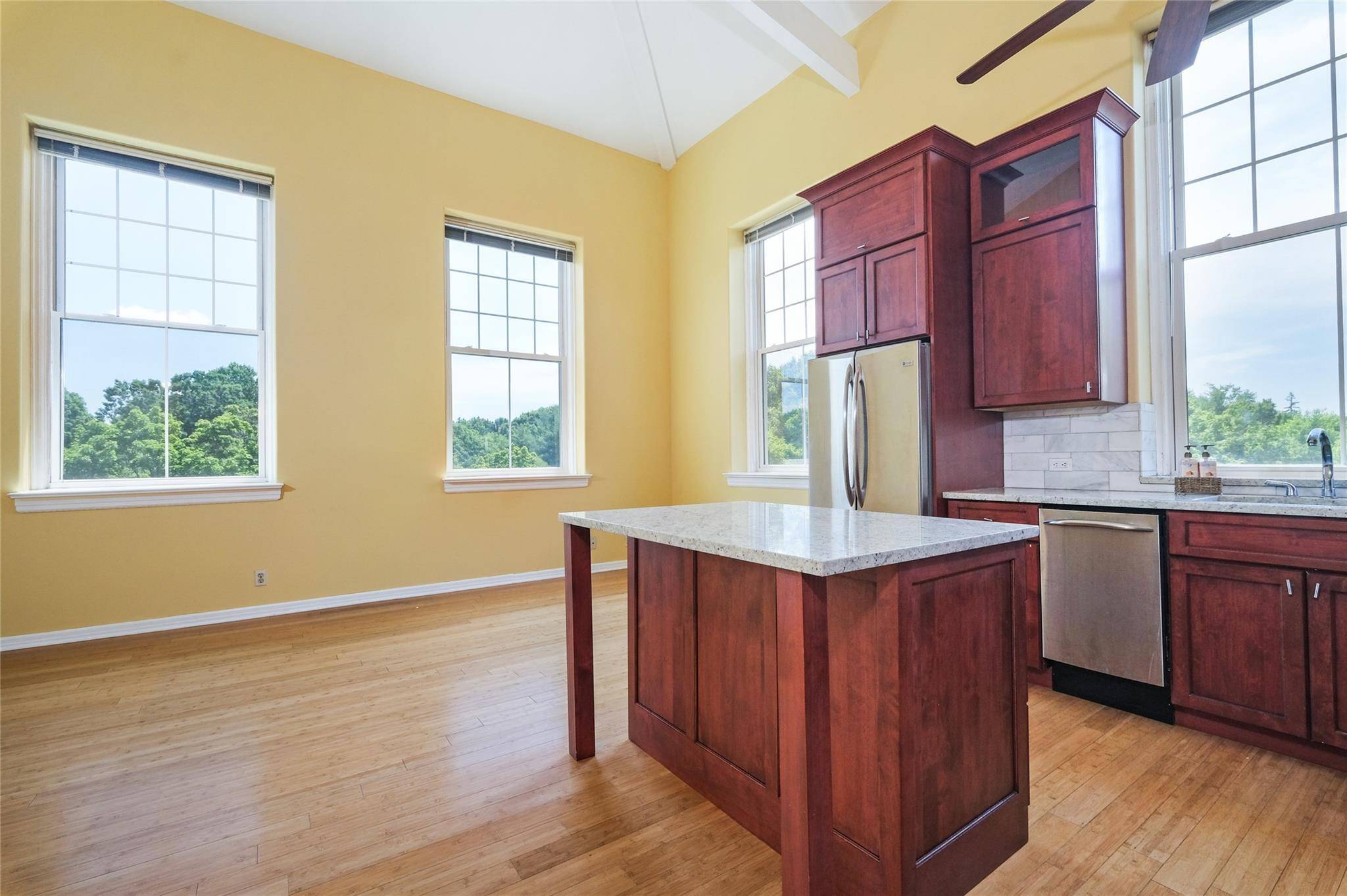 Peekskill, NY 10566,6111 Villa At The Woods