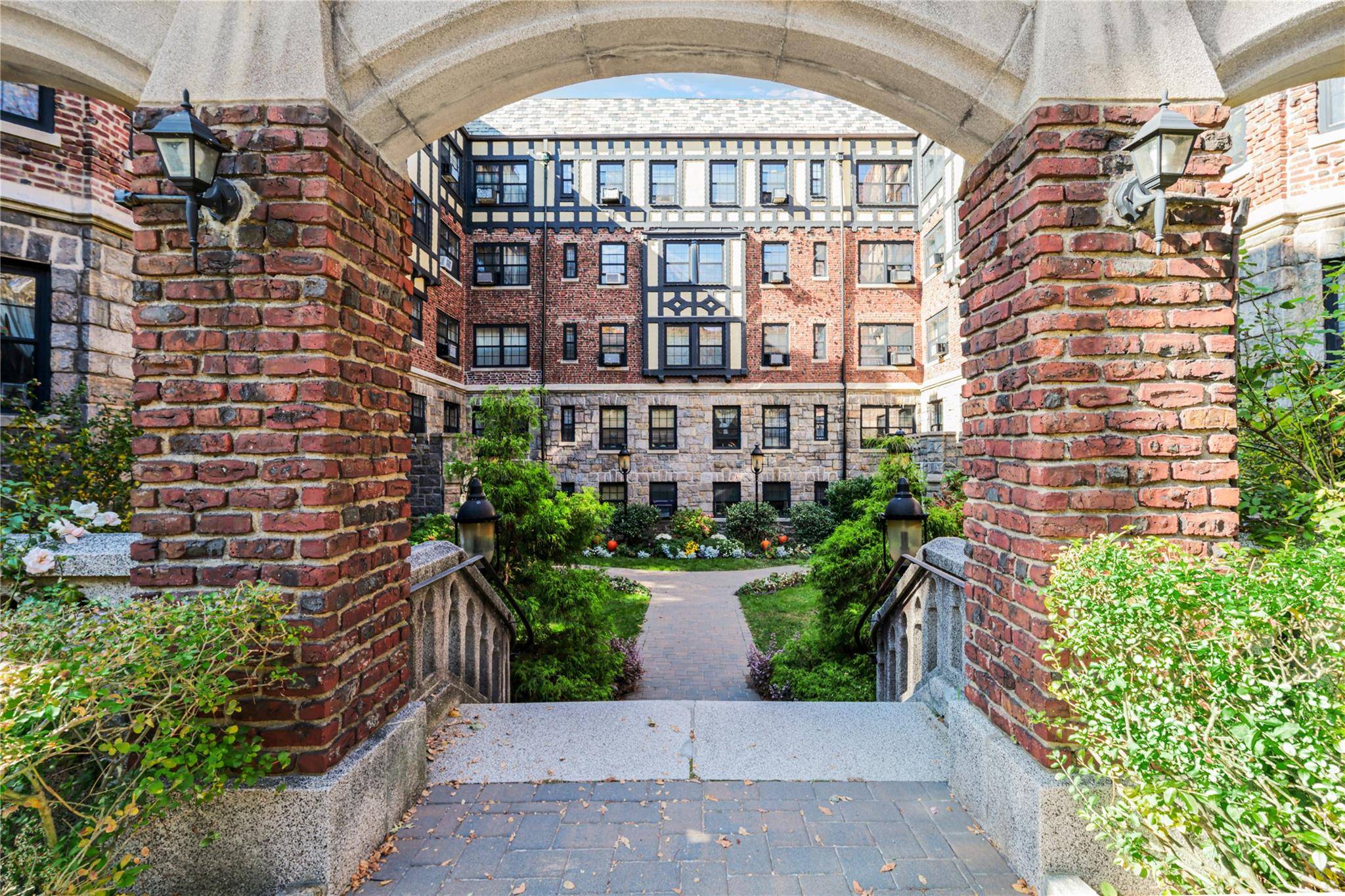 295 North Broadway #29, Yonkers, NY 10701