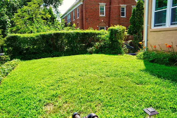 Mount Vernon, NY 10552,170 Lawrence ST