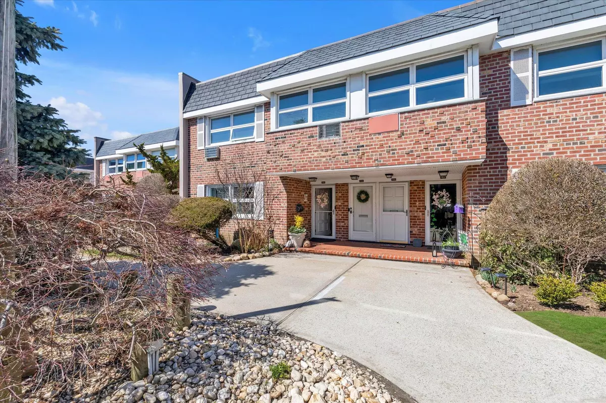 Lido Beach, NY 11561,750 Lido BLVD #50B