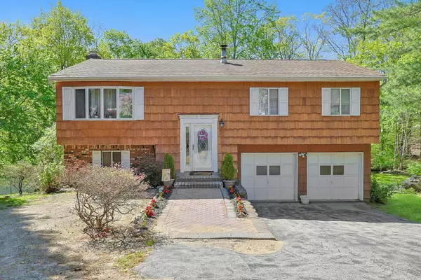 9 Samson DR, Pleasantville, NY 10570
