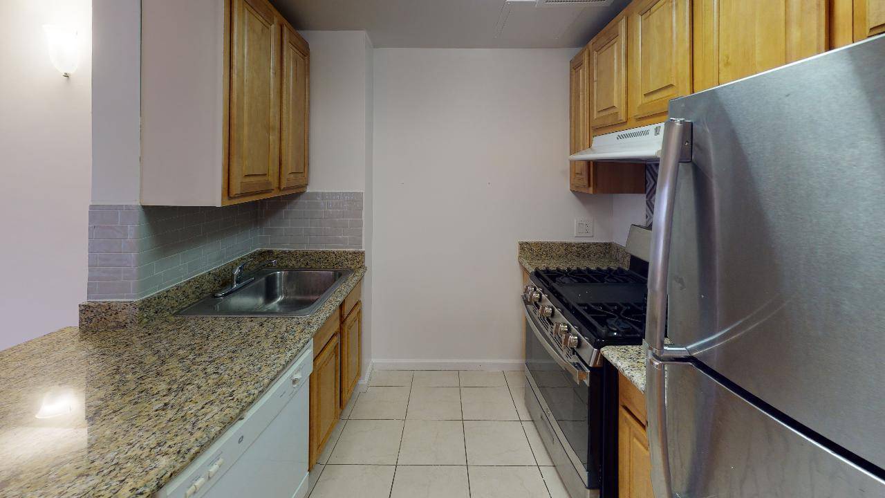Forest Hills, NY 11375,102-02 Queens BLVD #6C