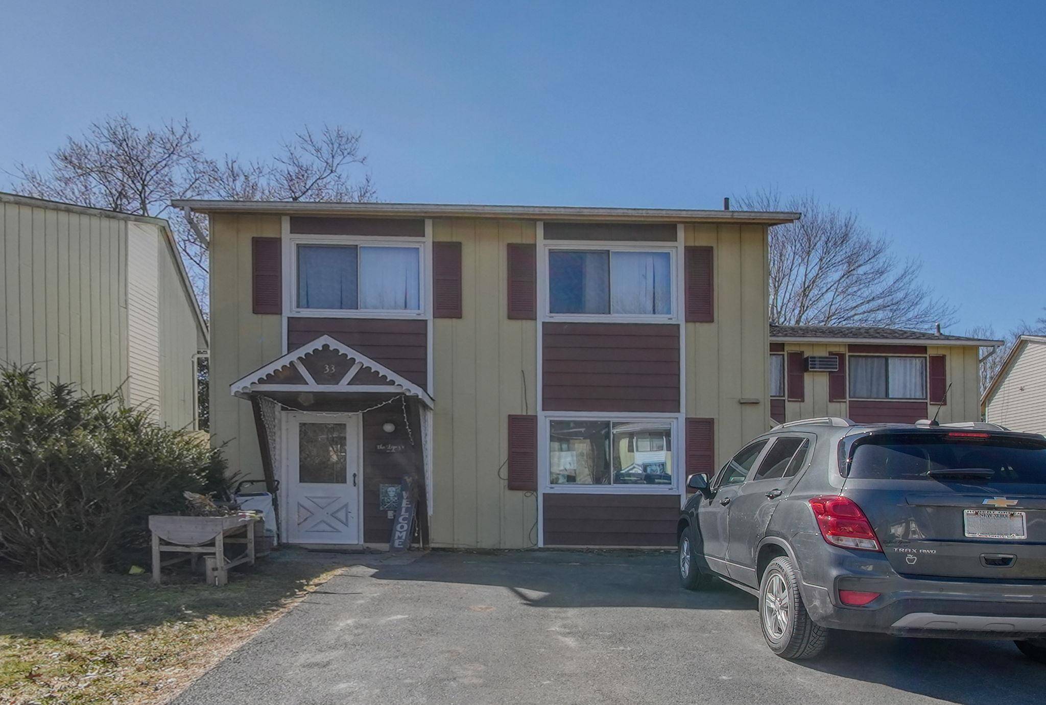 33 Peter WAY,  Kiamesha Lake,  NY 12751