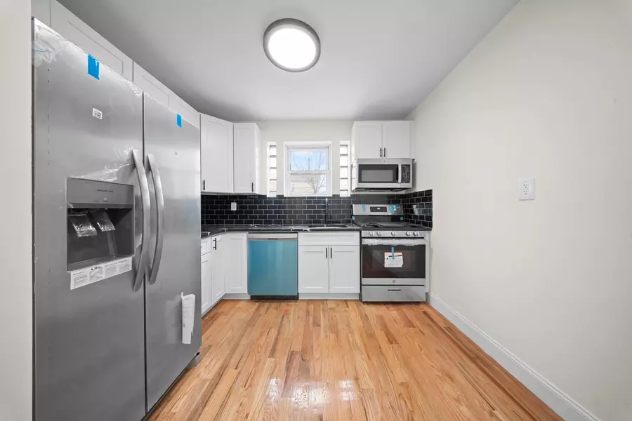 17920 Anderson RD, Saint Albans, NY 11434