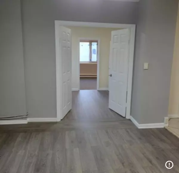 Richmond Hill S., NY 11419,104-16 134 Street