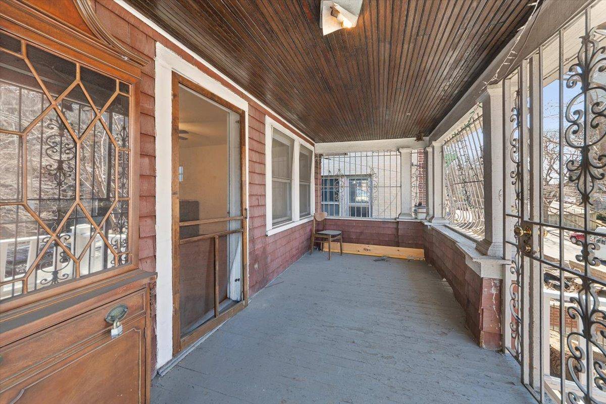Bronx, NY 10463,3372 Fort Independence ST