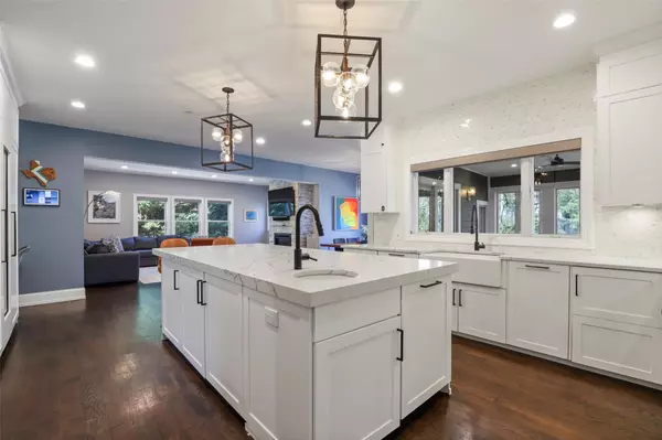 Rye Brook, NY 10573,17 Loch LN