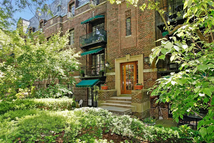 20 N Broadway #C313, White Plains, NY 10601