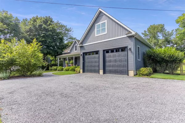 Southold, NY 11971,9325 Main Bayview RD