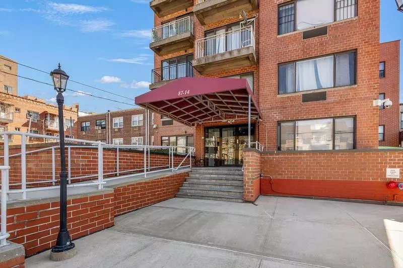 Elmhurst, NY 11373,87-14 57 RD #PhA