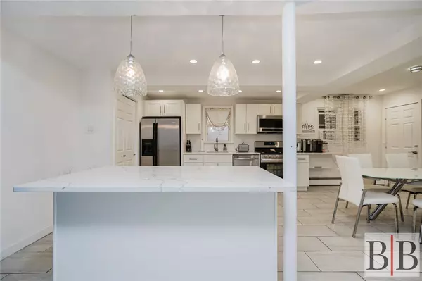 Brooklyn, NY 11234,2394 National DR