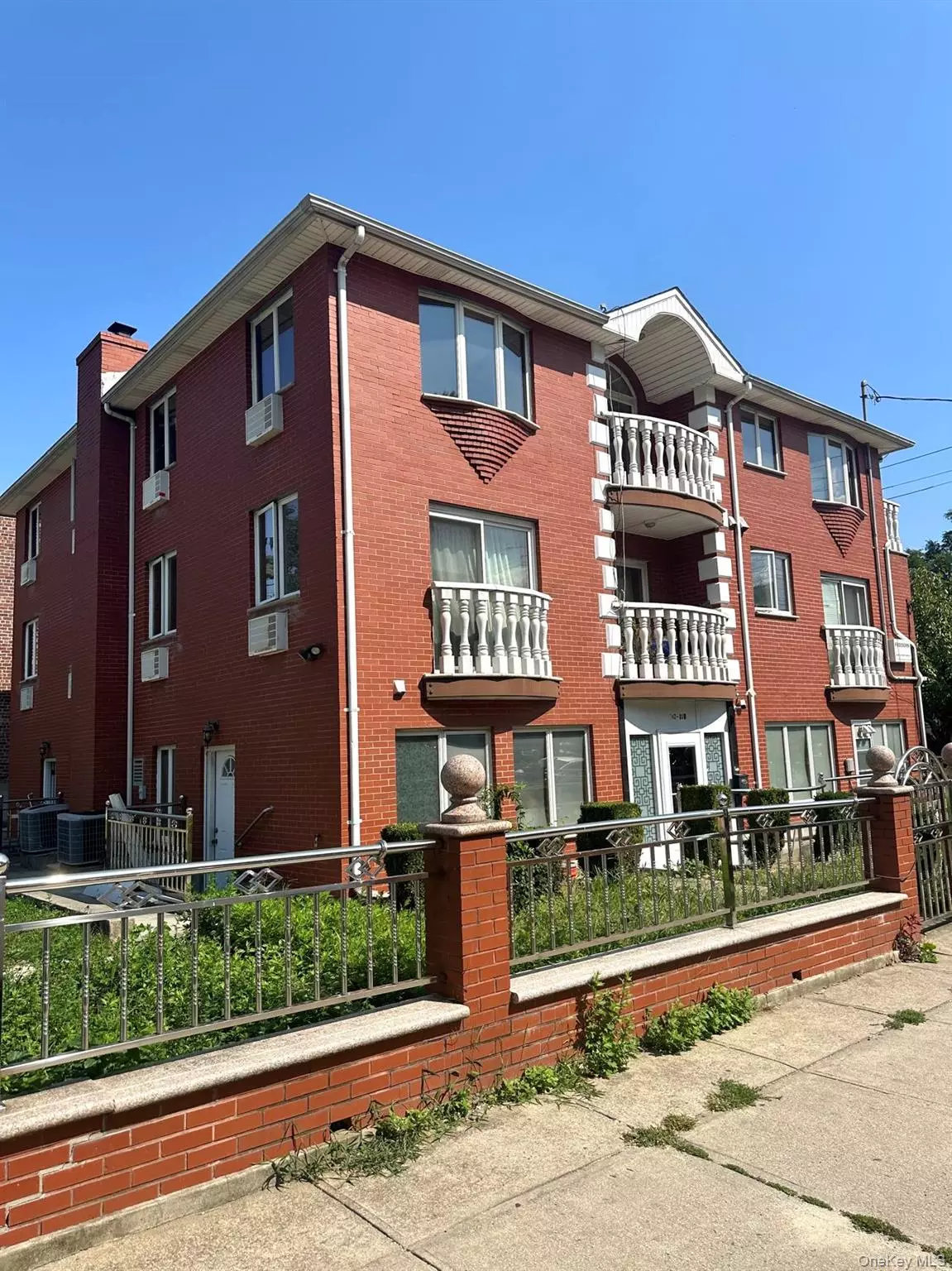 Flushing, NY 11355,142-05 45th AVE