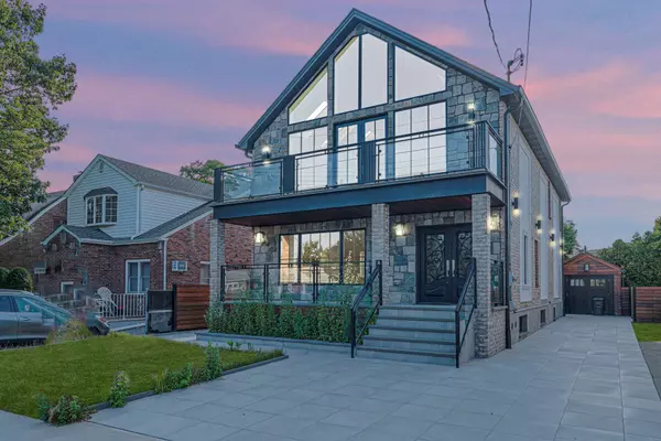 82 Piedmont AVE, Staten Island, NY 10305